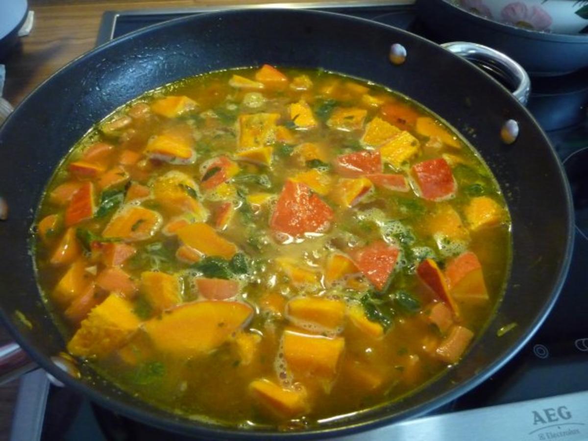 Suppen & Eintöpfe : Kürbissuppe mit oder OHNE Würsten - Rezept - Bild Nr. 13