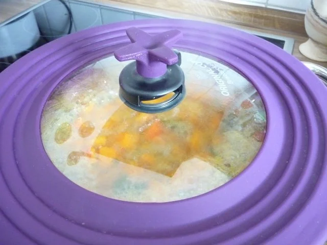 Suppen & Eintöpfe : Kürbissuppe mit oder OHNE Würsten - Rezept - Bild Nr. 15