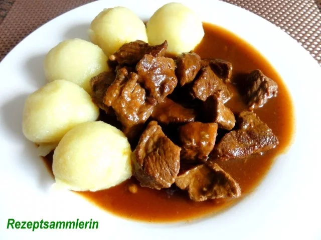 Fleisch:    RINDERGULASCH  mit Miniknödel - Rezept - Bild Nr. 9