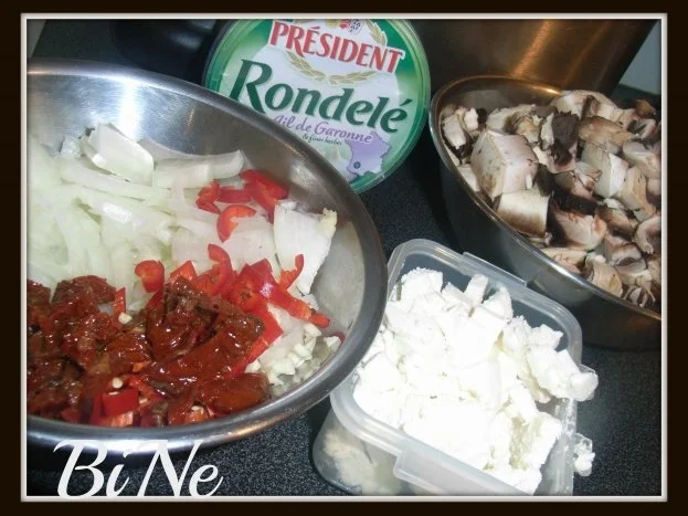 Rezept: BiNe` S CHAMPIGNON - KÆSEPFANNE Bild Nr. 3 BiNe` S CHAMPIGNON - KÆSEPFANNE - Rezept - Bild Nr. 3