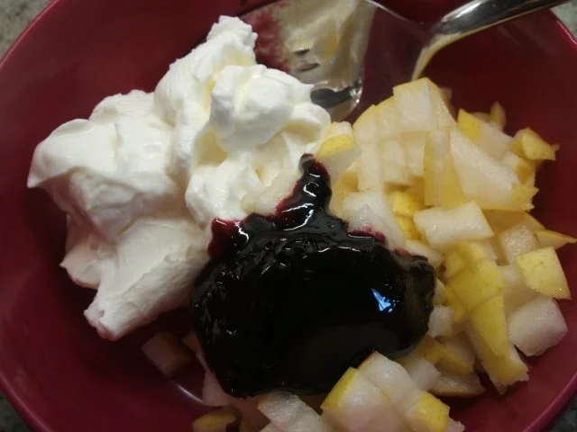 Frischkäse:  Holundersirup und Birne - Rezept - Bild Nr. 3