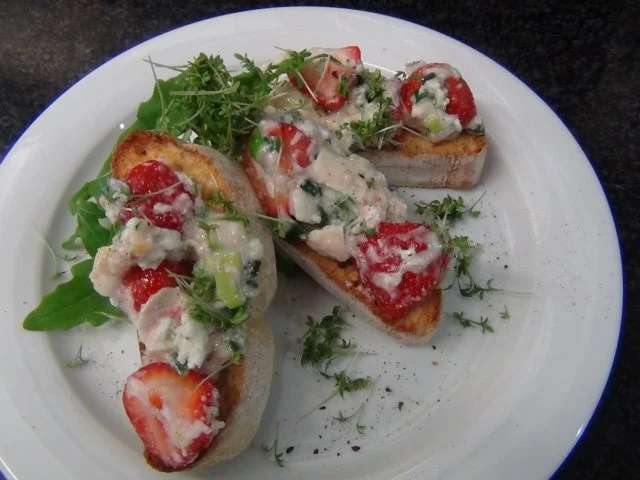 Ziegenkäse küsst Erdbeere - Rezept