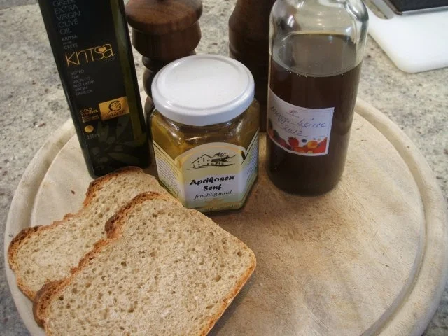 Brot/Brötchen: Mariniertes Brot - Rezept - Bild Nr. 2