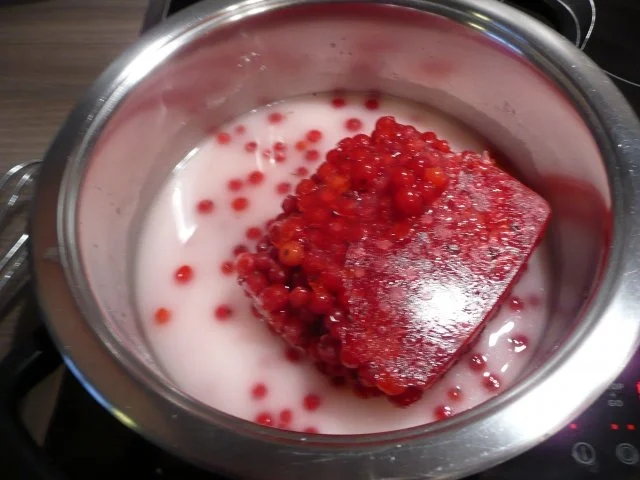 Rezept: Mühlrad - Torte Bild Nr. 8 Mühlrad - Torte - Rezept - Bild Nr. 8