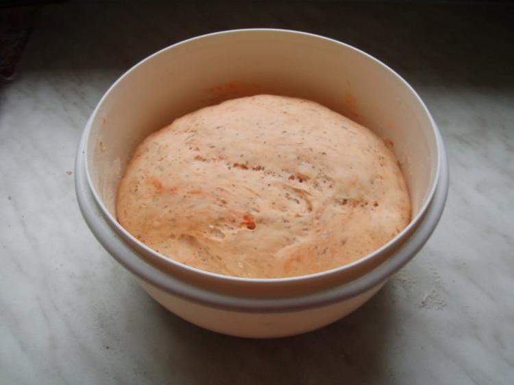 Tomaten Basilikum Brot - einfach - von Claudia84