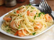 Zitronenlinguine mit Chili-Garnelen in Curry-Sauce - Rezept