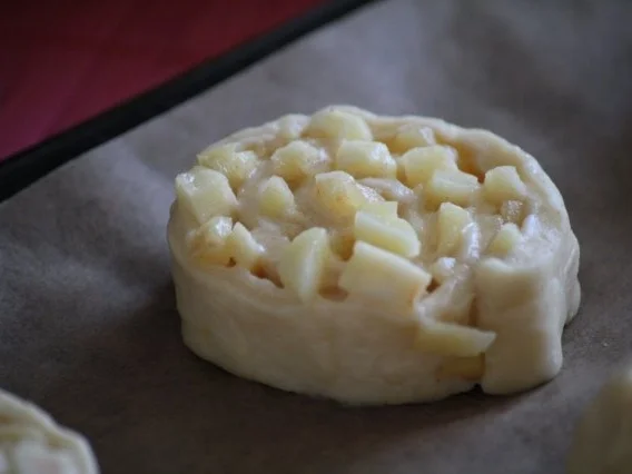 Rezept: Apfel-Zimt-Schnecken Bild Nr. 10 Apfel-Zimt-Schnecken - Rezept - Bild Nr. 10