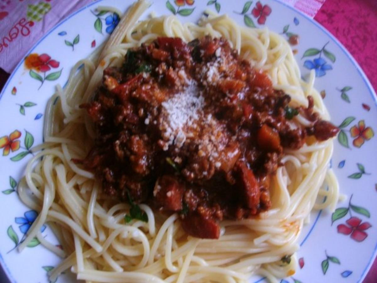 Spaghetti Bolognese - Rezept - Bild Nr. 13