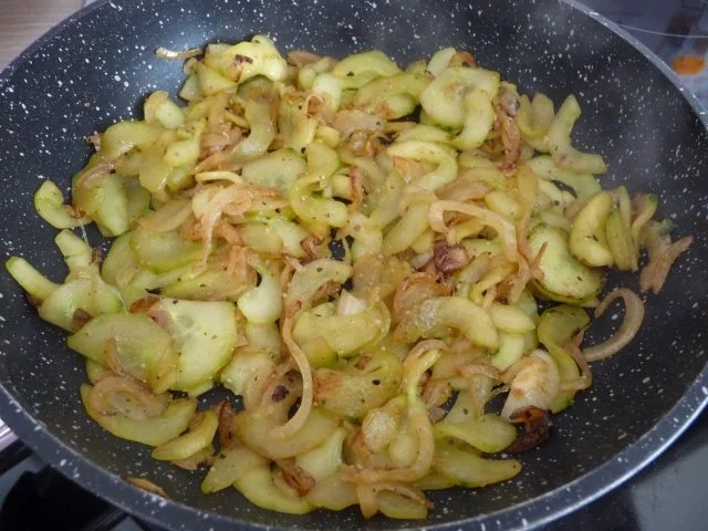 Rezept: Schmalhans - Küchenmeister : Pellkartoffeln mit Schmorgurken Bild Nr. 6 Schmalhans - Küchenmeister : Pellkartoffeln mit Schmorgurken - Rezept - Bild Nr. 6