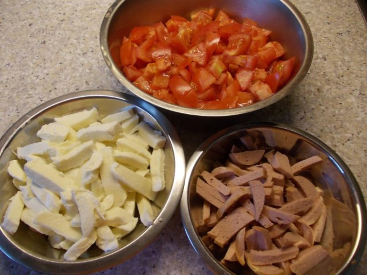 Tomatensalat mit Fleischwurst und Mozarella - Rezept - Bild Nr. 3