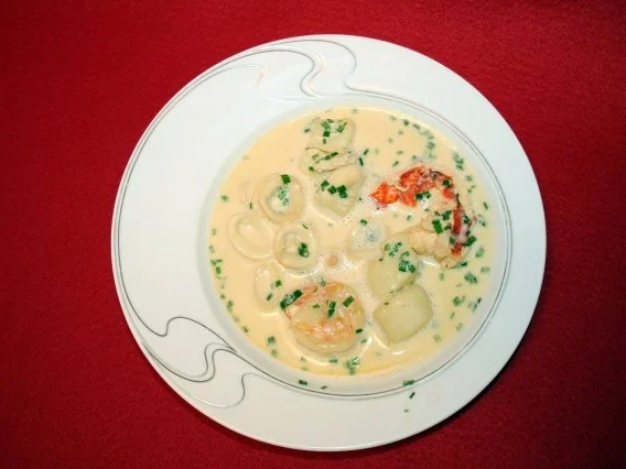 Rezept: Frikassee von Meeresfrüchten Frikassee von Meeresfrüchten - Rezept