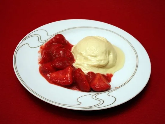 Rezept: Eis von katalanischer Creme Eis von katalanischer Creme - Rezept