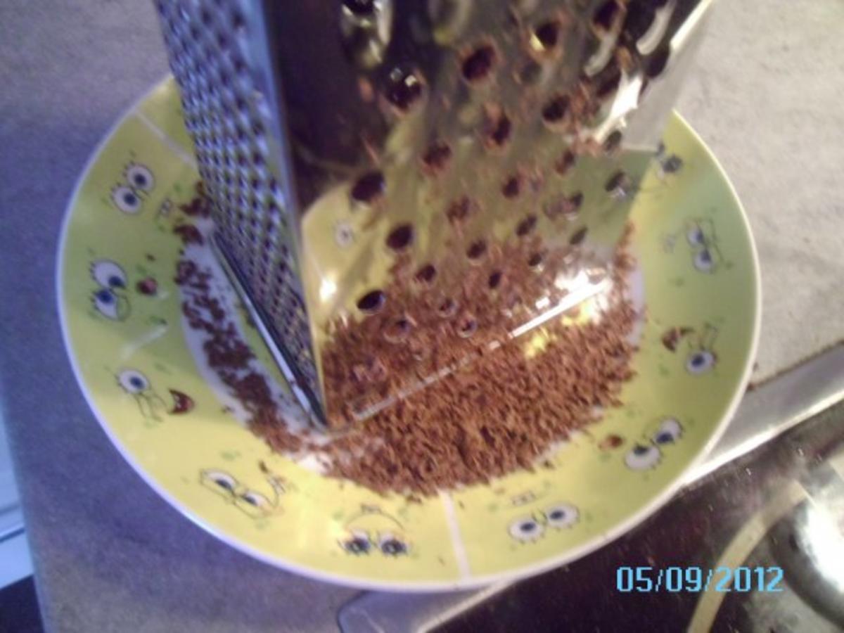 Kaffeemousse mit feinen Schokosplittern - Rezept - Bild Nr. 5