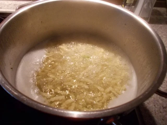 Rezept: Brokkoliauflauf mit Knepfle und Kabanossi Bild Nr. 4 Brokkoliauflauf mit Knepfle und Kabanossi - Rezept - Bild Nr. 4