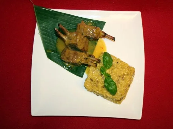 Lammkarree mit einer Honig-Mango-Chili Marinade, dazu Safran-Steinpilz-Risotto - Rezept