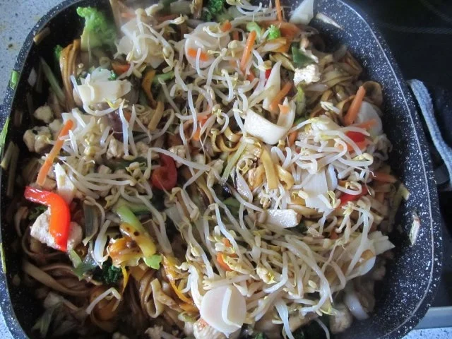 Rezept: Bandnudeln gebraten mit verschiedenen Gemüse Bild Nr. 12 Bandnudeln gebraten mit verschiedenen Gemüse - Rezept - Bild Nr. 12