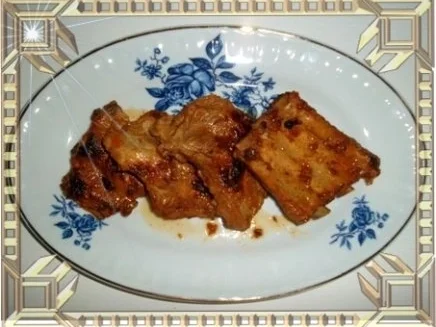 Schweinerippchen besonders zart und saftig. - Rezept