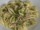 Rezept: Conchiglie mit Erbsen und Schinken Conchiglie mit Erbsen und Schinken - Rezept