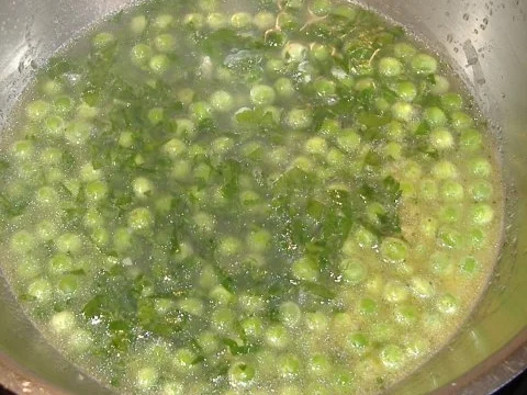 Conchiglie mit Erbsen und Schinken - Rezept - Bild Nr. 2