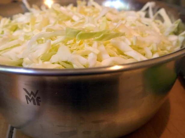 Spitzkohl mit würzigen Bouletten und Kartoffelpüree - Rezept - Bild Nr. 3