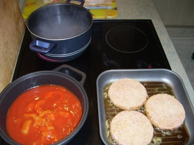 Jägerschnitzel Letscho mit Spirelli - Rezept - Bild Nr. 3
