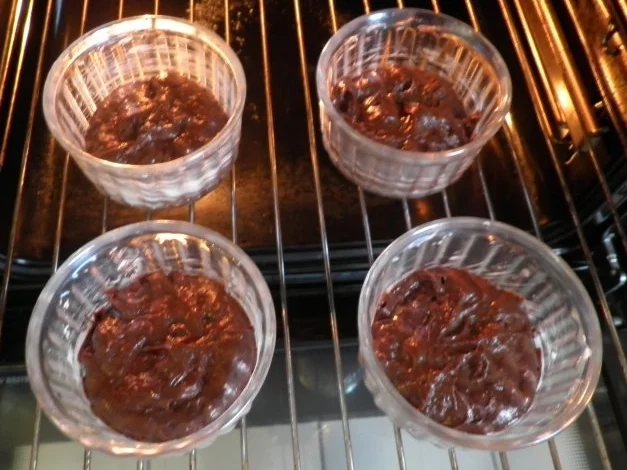 Schnelle Mini - Schokoladenkuchen ... - Rezept - Bild Nr. 7