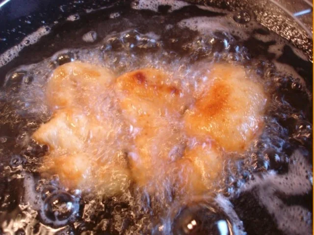 Rezept: Backhendlbrustfilet mit gebratenem Eierreis Bild Nr. 5 Backhendlbrustfilet mit gebratenem Eierreis - Rezept - Bild Nr. 5