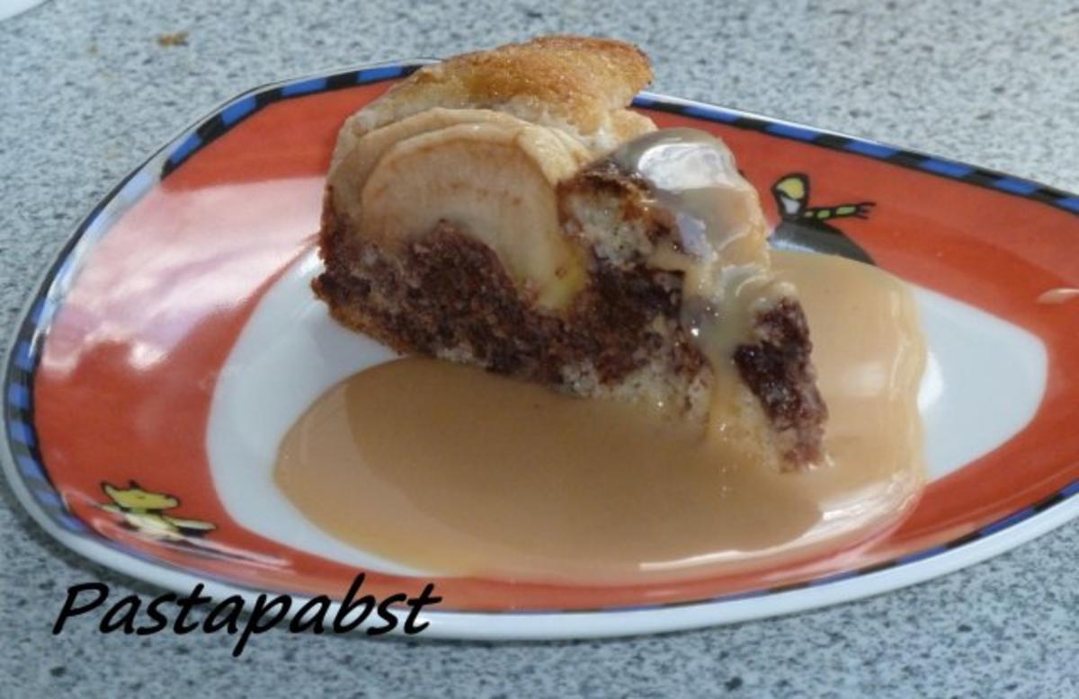 Apfeliger Marmorkuchen mit Toffeesauce - Rezept - Bild Nr. 4