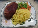 Geflügel : Gegrillter Putenschenkel, Mischgemüse und gebutterten Spaghetti - glutenfrei - - Rezept