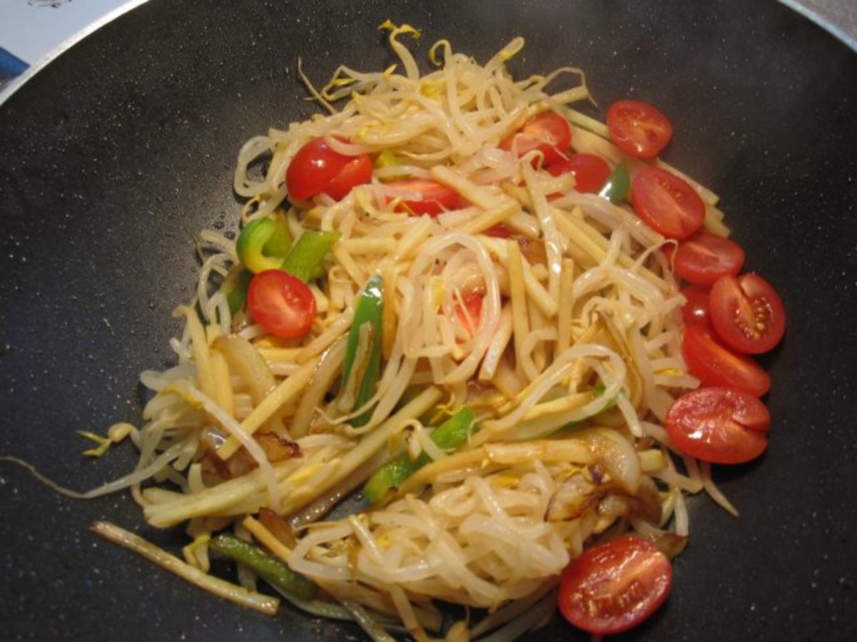 Wok Nudeln mit Schweinefleisch - schnell &amp; einfach - von mimi