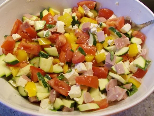 Zucchini-Paprika-Tomaten-Auflauf mit Schafskäse und Schinken - Rezept - Bild Nr. 4