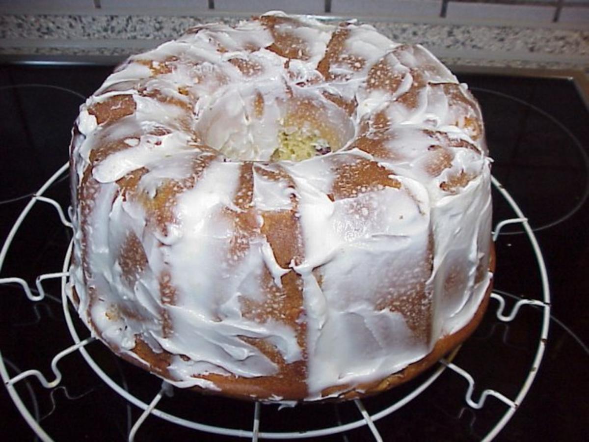Bilder für Buttermilch-Kuchen mit Früchten - Rezept