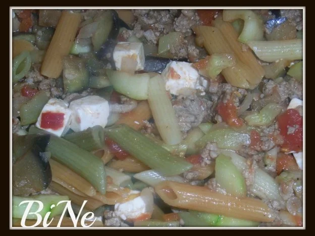 BiNe` S GRIECHISCHER NUDELGRATIN - Rezept - Bild Nr. 5
