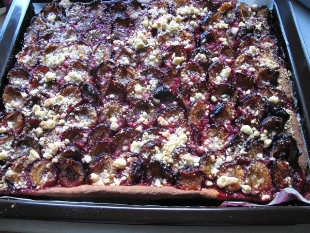 Zwetschgenkuchen mit feinen Streuseln - Rezept