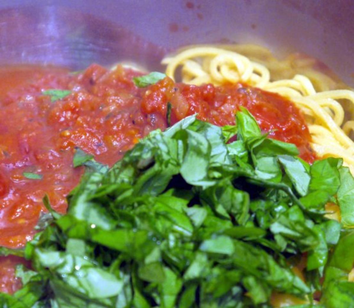 Spaghetti - Tomaten - Garnelen - Rezept - Bild Nr. 15