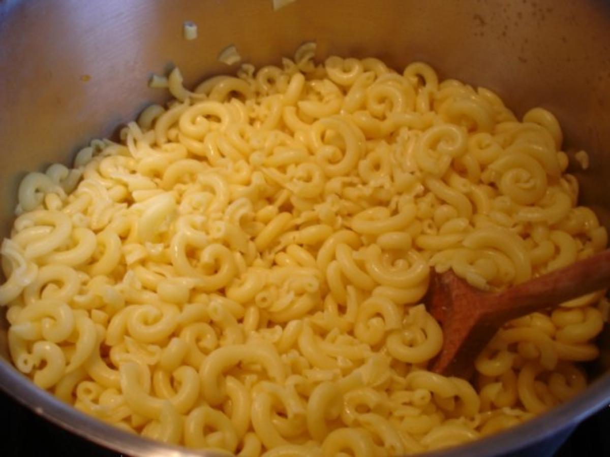 Gabelspaghetti mit Mett-Pilz-Möhren-Sauce - Rezept - Bild Nr. 4