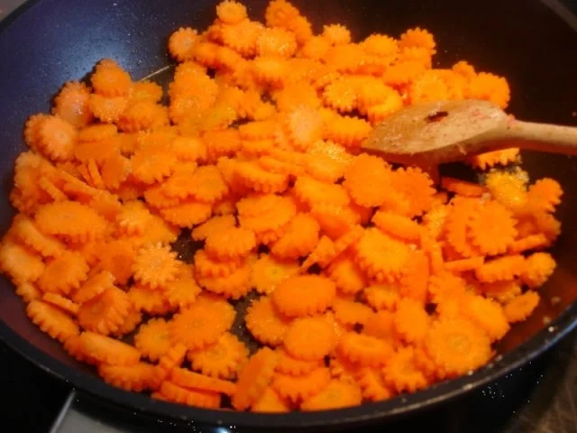 Rezept: Gabelspaghetti mit Mett-Pilz-Möhren-Sauce Bild Nr. 16 Gabelspaghetti mit Mett-Pilz-Möhren-Sauce - Rezept - Bild Nr. 16