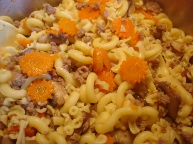 Rezept: Gabelspaghetti mit Mett-Pilz-Möhren-Sauce Bild Nr. 23 Gabelspaghetti mit Mett-Pilz-Möhren-Sauce - Rezept - Bild Nr. 23