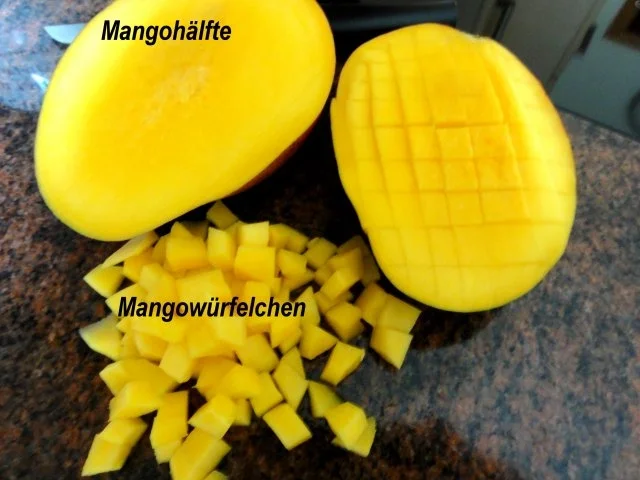 Rezept: Muffin: MANGOMUFFIN mit Mandelglasur Bild Nr. 2 Muffin: MANGOMUFFIN mit Mandelglasur - Rezept - Bild Nr. 2