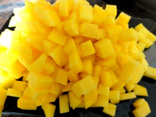 Rezept: Muffin: MANGOMUFFIN mit Mandelglasur Bild Nr. 3 Muffin: MANGOMUFFIN mit Mandelglasur - Rezept - Bild Nr. 3