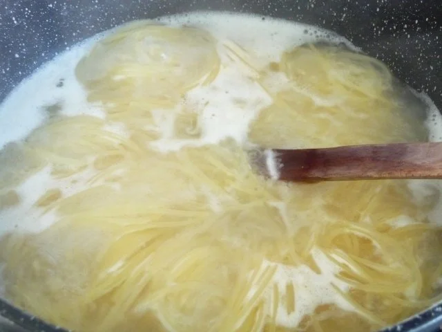 Pasta : Tomaten - Paprikasoße mit Spaghetti - Rezept - Bild Nr. 19