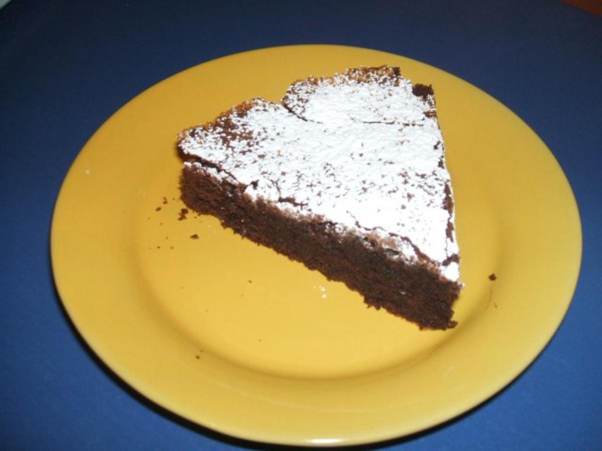 Schokoladenkuchen aus Spanien - Rezept - Bild Nr. 2