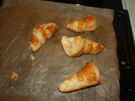 Portugiesische "Cornucópias com creme pasteleiro" - Rezept - Bild Nr. 5