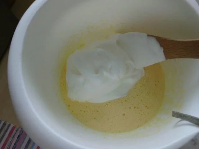 Vanille-Quark Törtchen mit Pfirsichen und Schokolade - Rezept - Bild Nr. 5