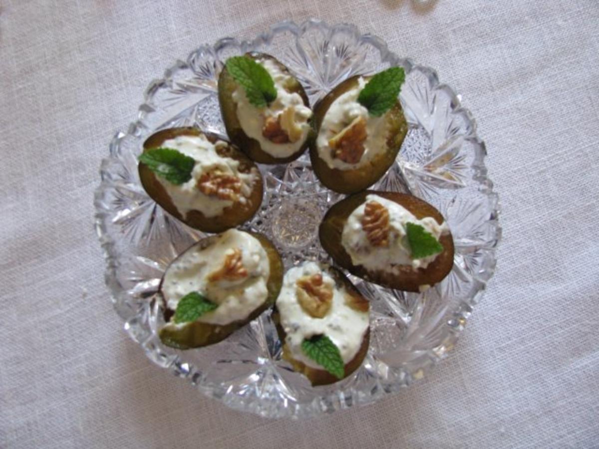 Fingerfood: Zwetschgen mit Käsecreme - einfach - von saturnia