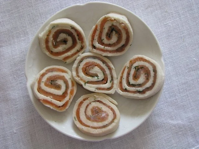 Fingerfood: Lachsröllchen - Rezept