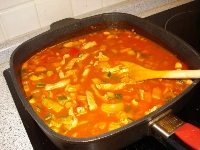 Gemüsepfanne mit Putenstreifen - Rezept