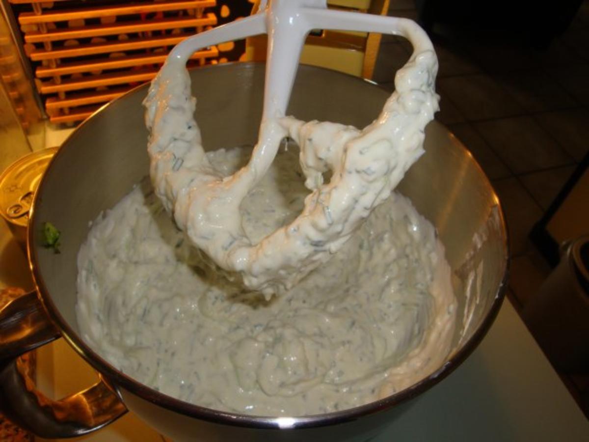 Zaziki ...super lecker zum grillen, dippen und zu Folienkartoffeln ...