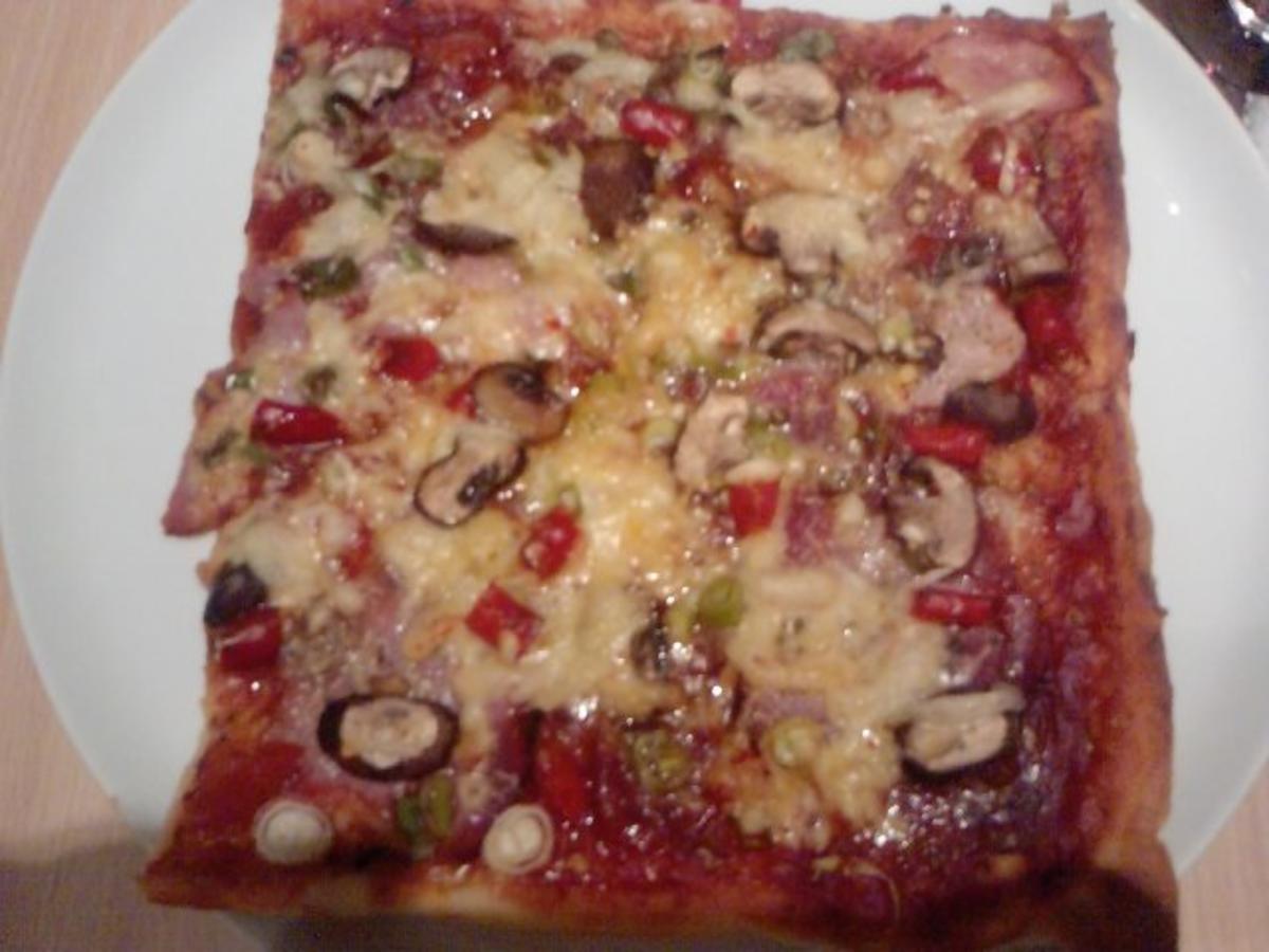 3 Länder-Pizza --- Pizza mit dem Besten aus BaWü, Hessen und Italien - Rezept - Bild Nr. 7