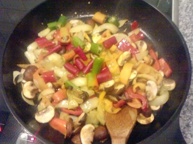 Das Beste aus dem Meer suhlt sich in gezwetschtem Gemüse - Rezept - Bild Nr. 7